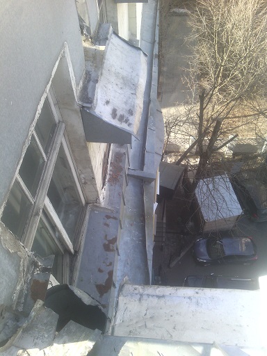 покраска отливов при ремонте фасада здания в Москве