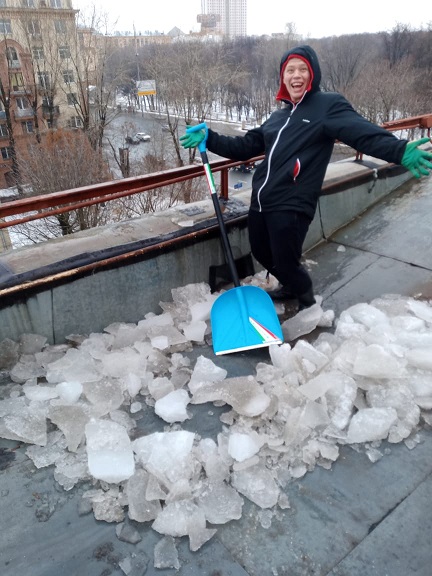 удаление сосулек и наледи с крыш цена